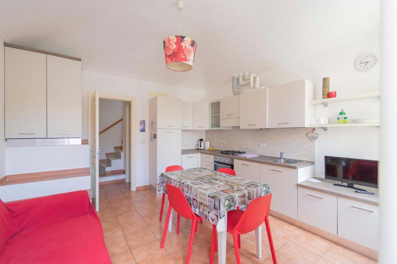096 - Casa Al Borgo Cavi Di Lavagna, 150 Metri Dal Mare Apartman Kültér fotó